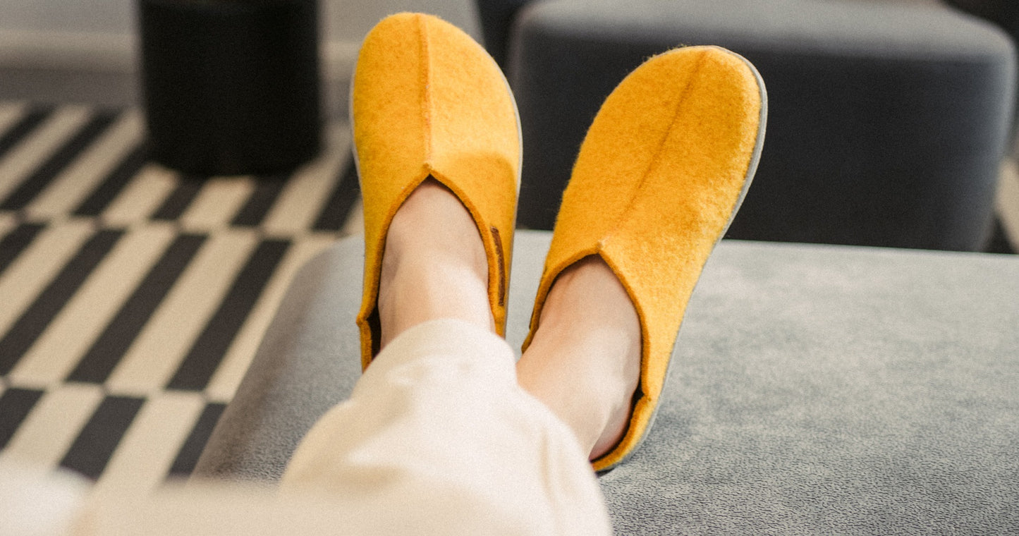 Barefoot slippers Be Lenka Chillax - Amber Yellow