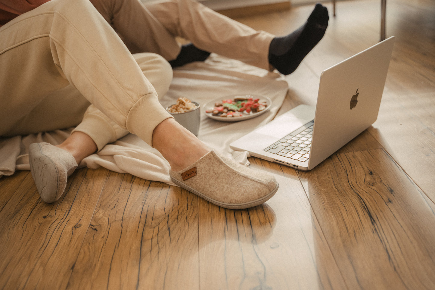 Barefoot slippers Be Lenka Chillax - Beige