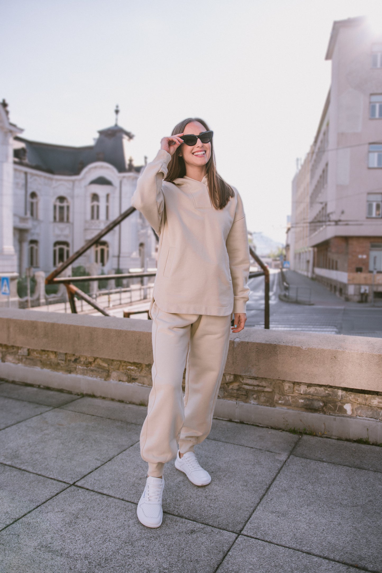 Women's sweatpants Be Lenka Essentials - Beige