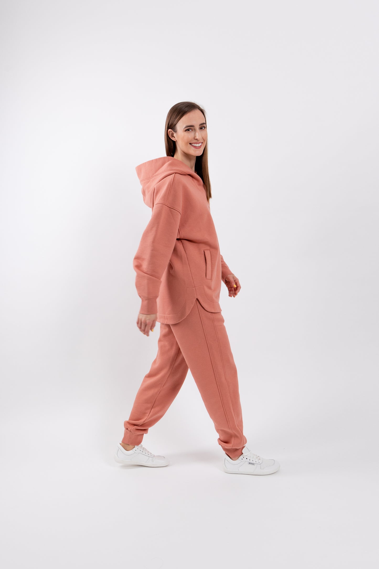 Women's sweatpants Be Lenka Essentials - Salmon Pink